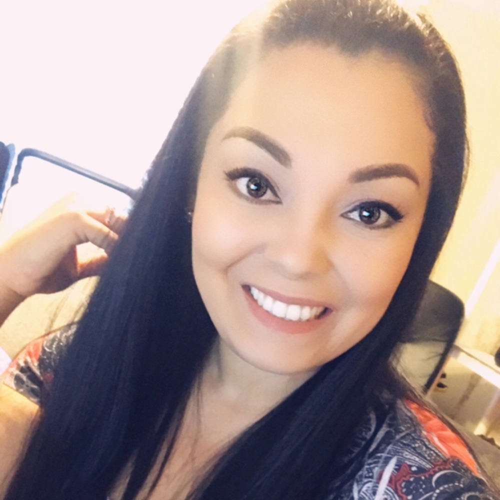 Meet your Posher, Cindy